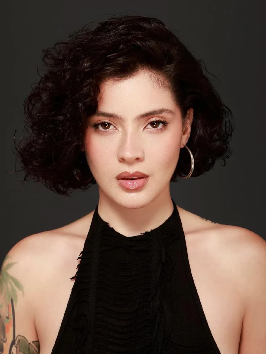 Vanessa Villa