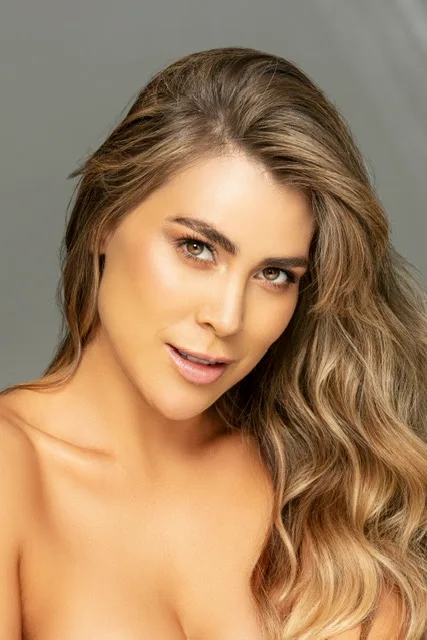Karina Tobón — foto 1